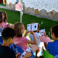 Juego de magia con cartas